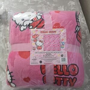 Hello Kitty Full/ Queen size NWT Cupid Valentines Blanket